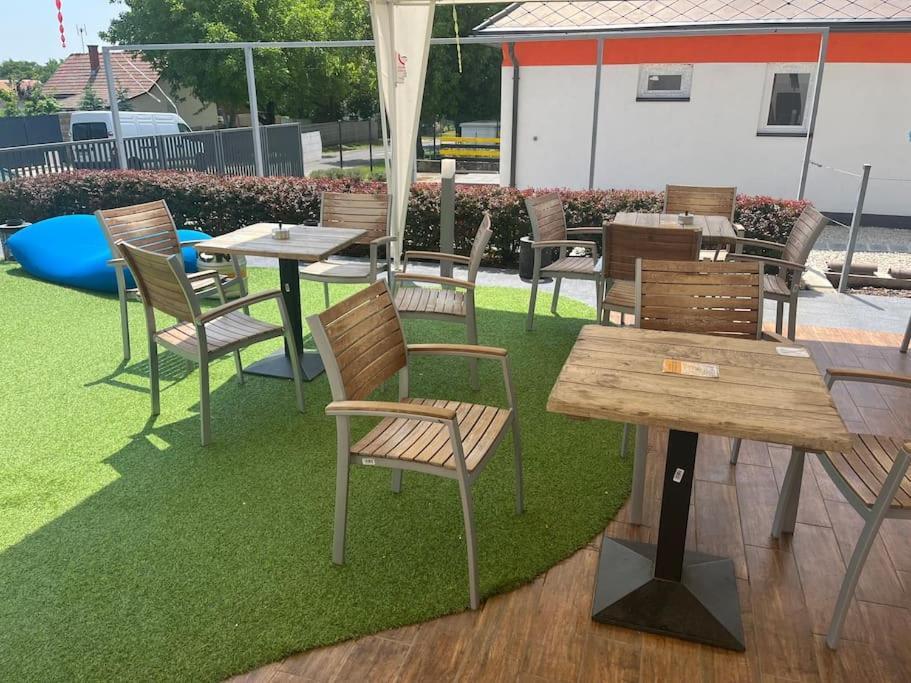 Hedon Brewing Charlie Apartment Balatonvilágos Exterior foto