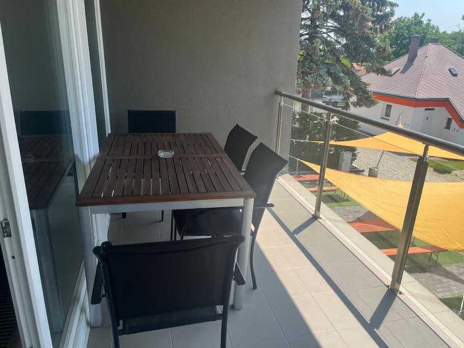 Hedon Brewing Charlie Apartment Balatonvilágos Exterior foto